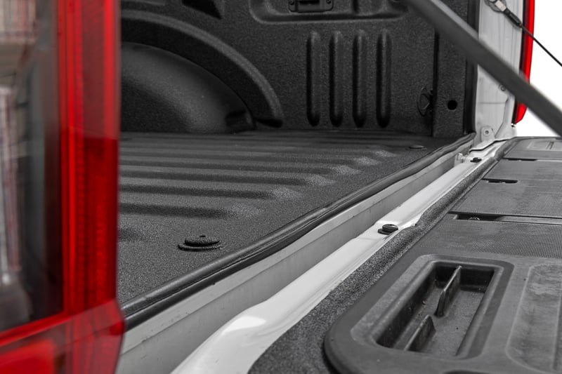 Ryaxes Tailgate Seal Kit